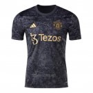 Pre-match Shirt Manchester United Stone Roses 2024